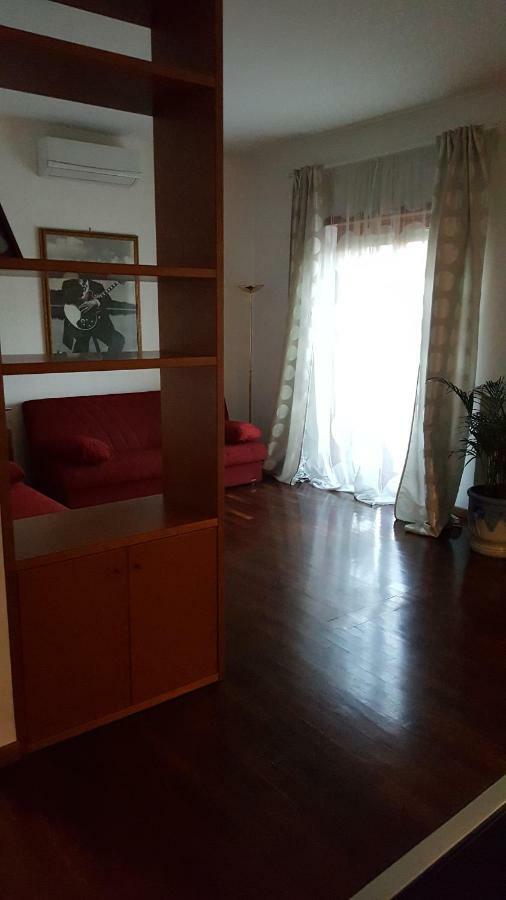 Trastevere Apartment Rome Buitenkant foto